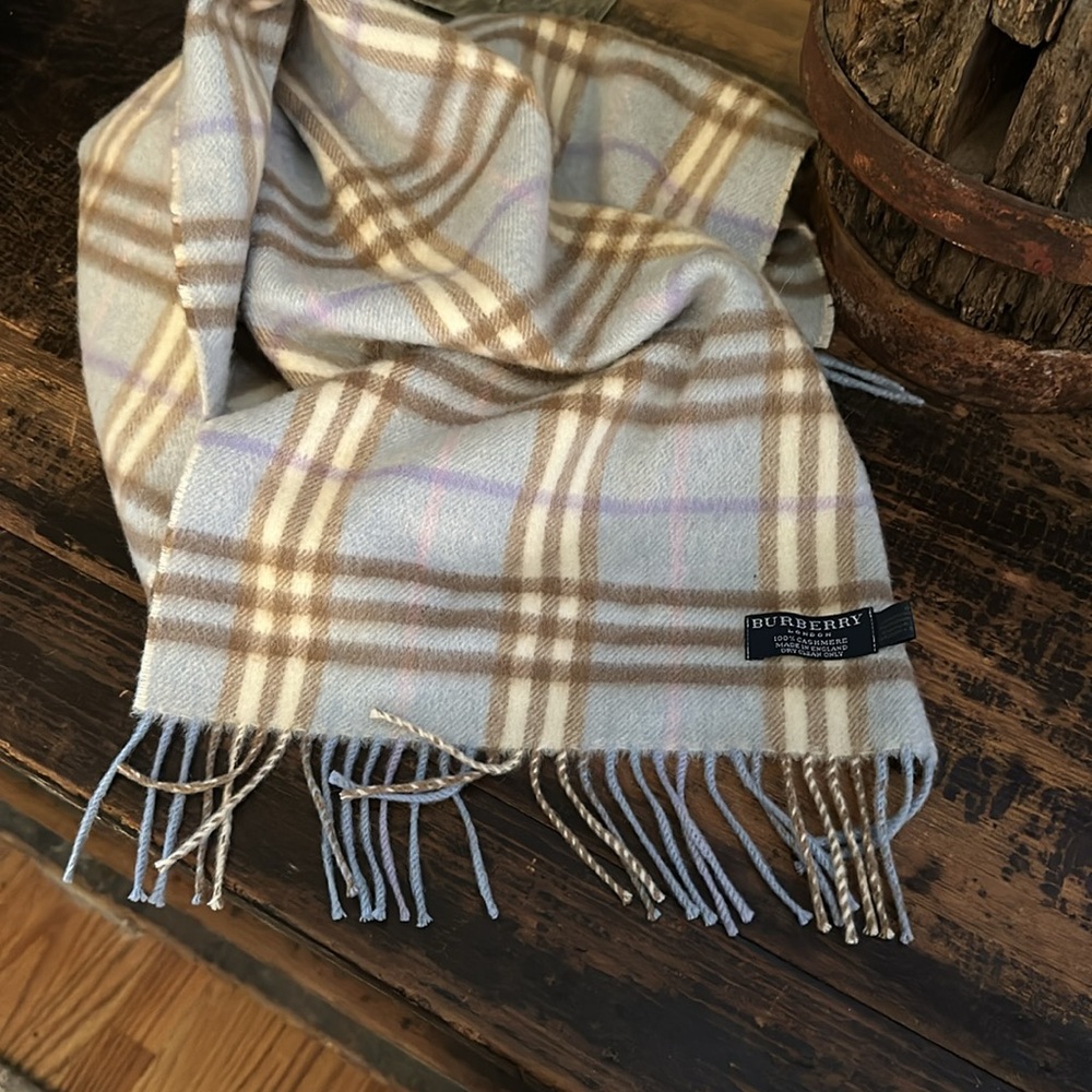 AUTHENTIC BURBERRY check tag/fringe Fashion Accessories Scarf Wool / - Picture 3 of 8